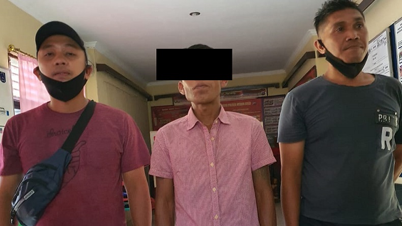 title Viral Ancam Sopir Pikap Gunakan Pisau, Preman di Medan Tangkap Polisi Viral Ancam Sopir Pikap Gunakan Pisau, Preman di Medan Tangkap Polisi