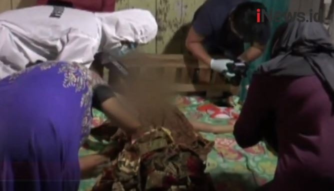 Video Ibu Muda Tewas Tersengat Listrik saat Bermain Ponsel di Grobogan Jateng
