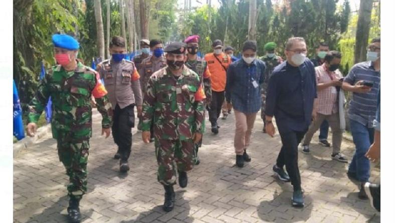 Satgas Covid-19 Sumut Sidak KLB Demokrat, Sempat Tertahan Tak Diizinkan Masuk