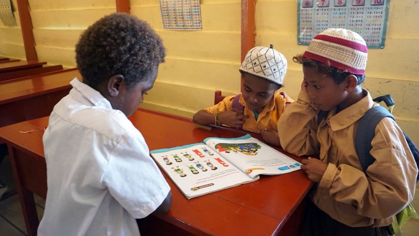Suasana Pembelajaran Tatap Muka Sekolah Dasar di Sorong Papua - Bagian 2
