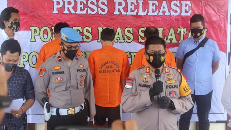 Peras 7 Kepala Sekolah, 3 Anggota KPK Gadungan Ditangkap di Nias