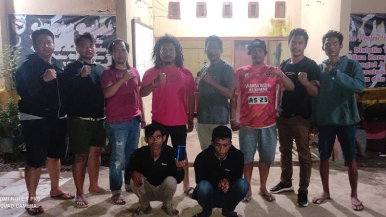 title Tim Opsnal Brimob NTB Tangkap 2 Anggota Komplotan Jambret di Bima Tim Opsnal Brimob NTB Tangkap 2 Anggota Komplotan Jambret di Bima