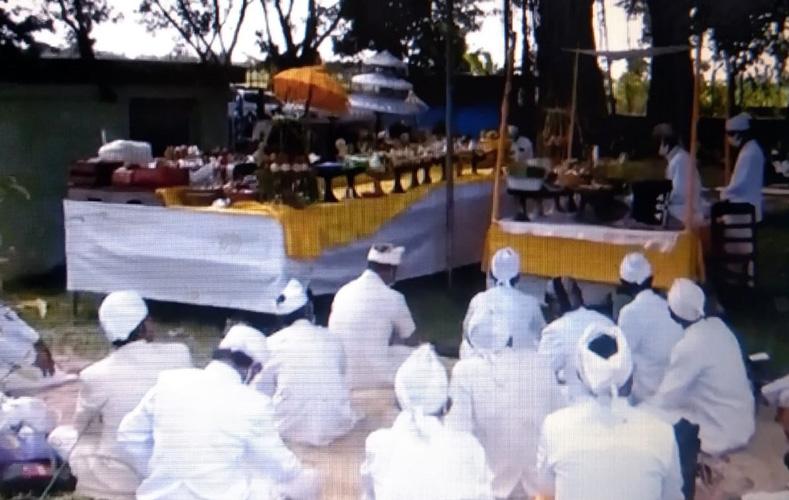 Sepekan Jelang Nyepi, Umat Hindu Klaten Gelar Upacara Melasti di Umbul Geneng