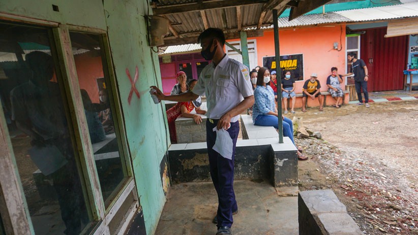 Kios-Kios di Jalur Pantura Dibongkar untuk Bangun Gedung Islamic Center - Bagian 3