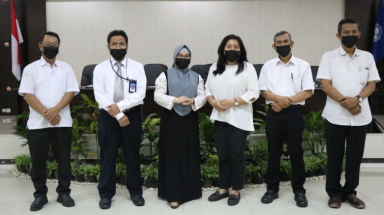 Pengukuhan Enam Guru Besar Baru, Kado Dies Natalis ke-45 UNS 