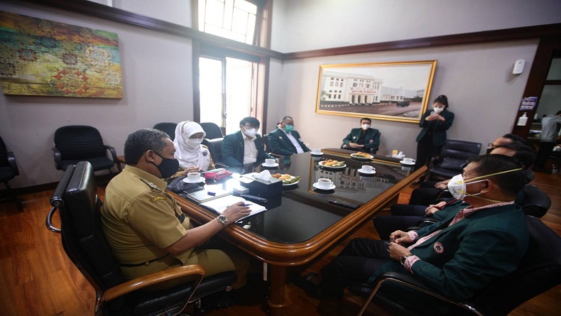 Pemkot Bandung Bertemu IDI, Minta Muktamar ke-31 Hasilkan Solusi Atasi Pandemi