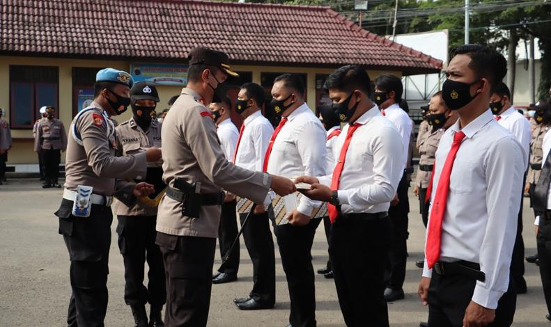 Ungkap Kasus Pembunuhan Sekeluarga, 29 Polisi di Rembang Dapat Penghargaan