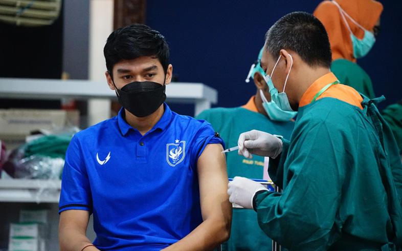Divaksin Tahap Kedua, 2 Pemain PSIS Ini Berharap Sepak Bola Indonesia Kembali Normal