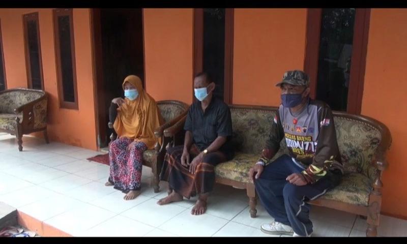 title Hasil Tracing Keluarga TKW Brebes Negatif, Ganjar: Tetap Harus Diisolasi Ketat Hasil Tracing Keluarga TKW Brebes Negatif, Ganjar: Tetap Harus Diisolasi Ketat