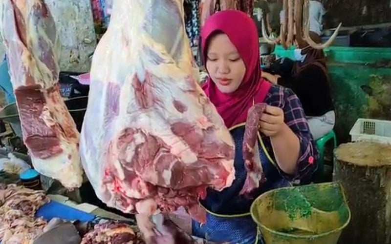 Jelang Ramadhan Harga-harga Meroket, Daging Sapi 130.000 dan Cabai Rawit Rp140.000