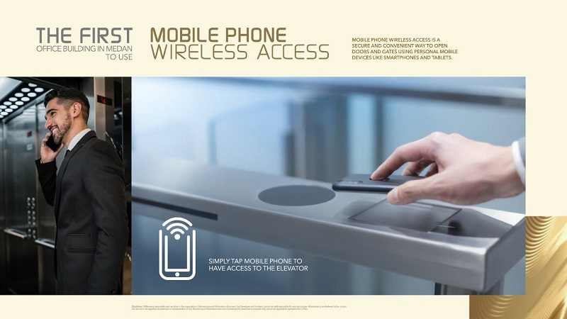 Berbagai touchless entrance mode system disiapkan oleh pengelola gedung perkantoran tergantung keperluandari para stakeholders, termasuk salah satunya menggunakan mobile phone.