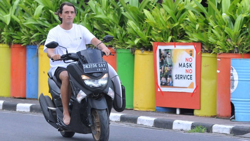 Banyak WNA Langgar Prokes di Bali, Sanksi Denda Naik Jadi Rp1 Juta hingga Deportasi - Bagian 1