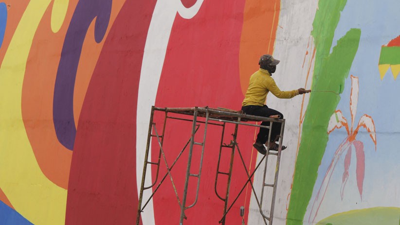Warna-warni Mural Konsep Betawi Hiasi Flyover Gaplek Tangsel - Bagian 4
