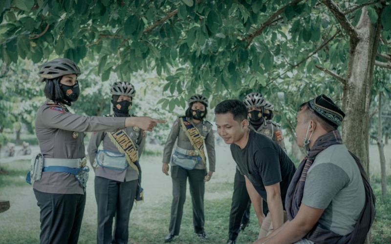 Polwan Cantik Iptu Rita Hampir Kena Tipu 2 Pemuda, Begini Kronologinya