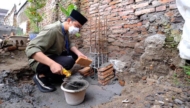 Hadiri Perluasan Ponpes Darul Karomah, Gibran Ajak Warga Jadikan Solo Kota yang Aman  