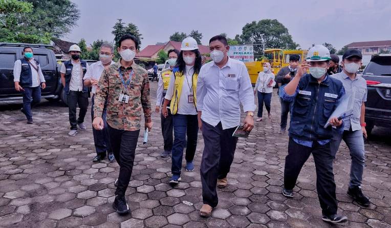Tinjau Semanggi dan Mojo, Gibran Apresiasi Lokasi Pembangunan yang Strategis