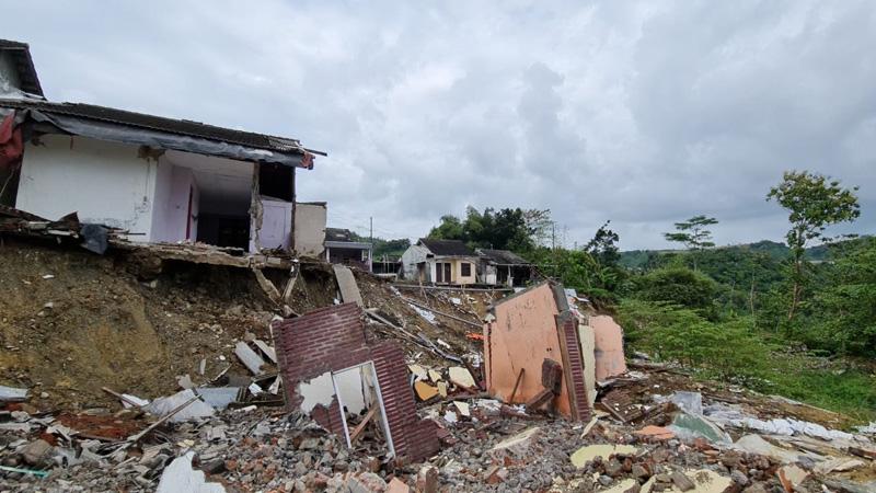 Kaji Mitigasi Bencana Longsor di Manyaran Semarang, Ini Rekomendasi ESDM Jateng