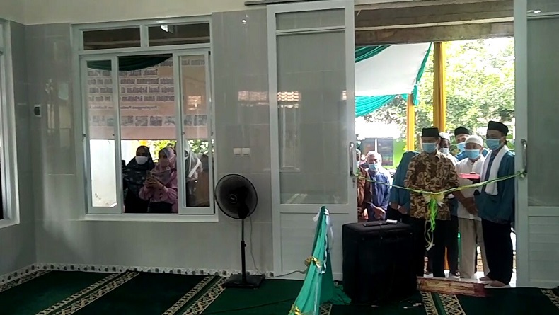 Peringati Isra Miraj, Warga Kampung Rancabogo KBB Resmikan Musala Swadaya