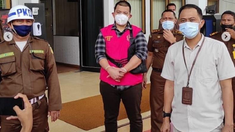 title DPO Kasus Korupsi di Maluku Ditangkap Tim Tabur Kejati di Makassar, Buron sejak 2014 DPO Kasus Korupsi di Maluku Ditangkap Tim Tabur Kejati di Makassar, Buron sejak 2014