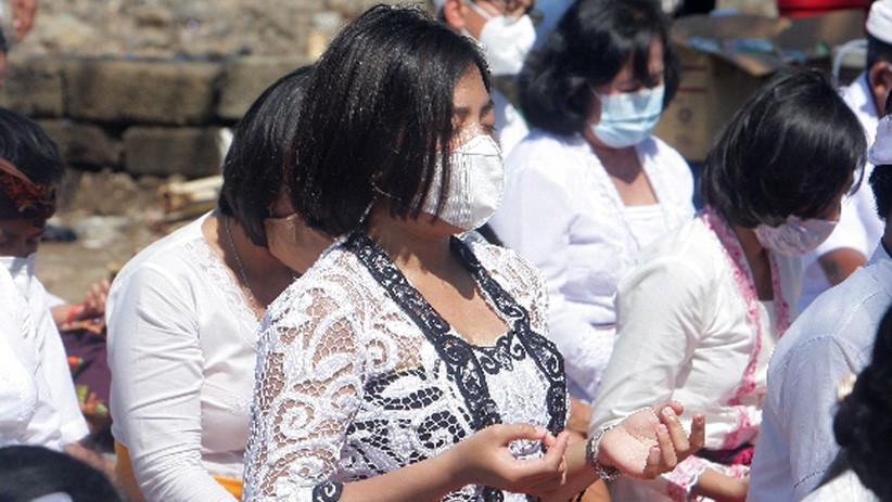 Upacara Melasti di Pantai Marina Semarang Berlangsung Khidmat - Bagian 2