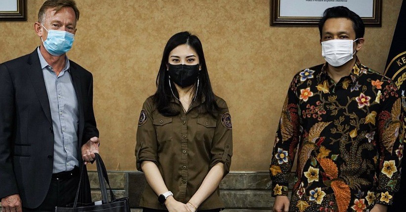 Wamenparekraf Angela Bahas Promosi Kuliner dengan Michelin Guide, Netizen: Bakso Aci Bisa Mendunia Wamenparekraf Angela Bahas Promosi Kuliner dengan Michelin Guide, Netizen: Bakso Aci Bisa Mendunia