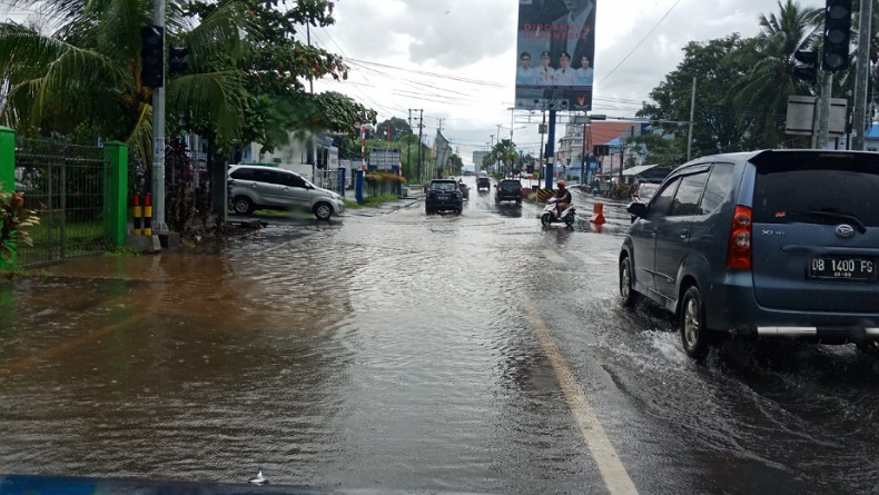 BMKG Prediksi Hujan Lebat Guyur Sulut, Warga Diimbau Waspada