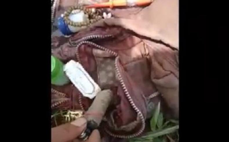 Polisi Temukan Jimat hingga Alat Kontrasepsi di Rumah Pemimpin Ritual Mandi Bareng