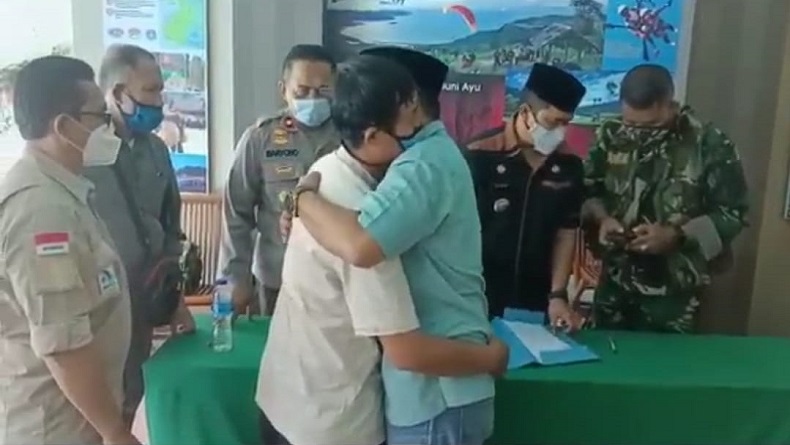 Pascavideo Perseteruan Viral, Guru dan Aparat Desa di Sukabumi Berdamai