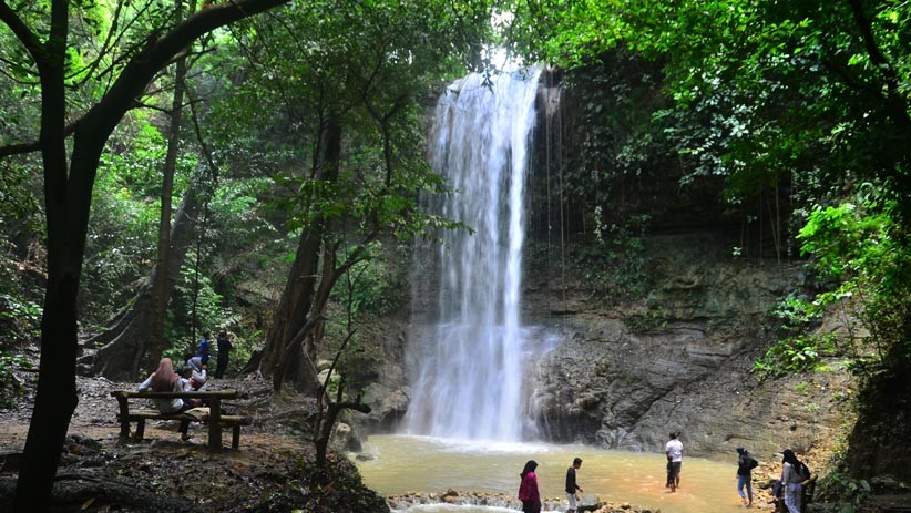Keindahan Alam Air Terjun Widuri Berada di Pegunungan Kendeng Grobogan - Bagian 1