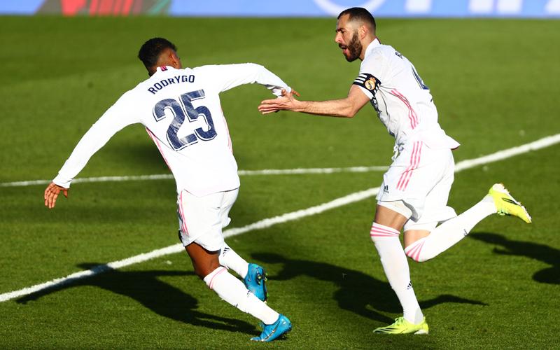 Gol Telat Karim Benzema Bawa Real Madrid Kalahkan Elche