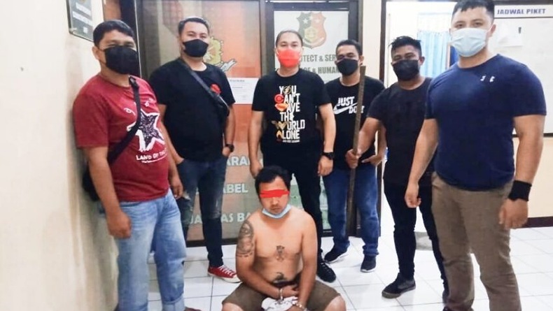 title Sadis! Seorang Lansia di Tomohon Dihantam Linggis Sadis! Seorang Lansia di Tomohon Dihantam Linggis