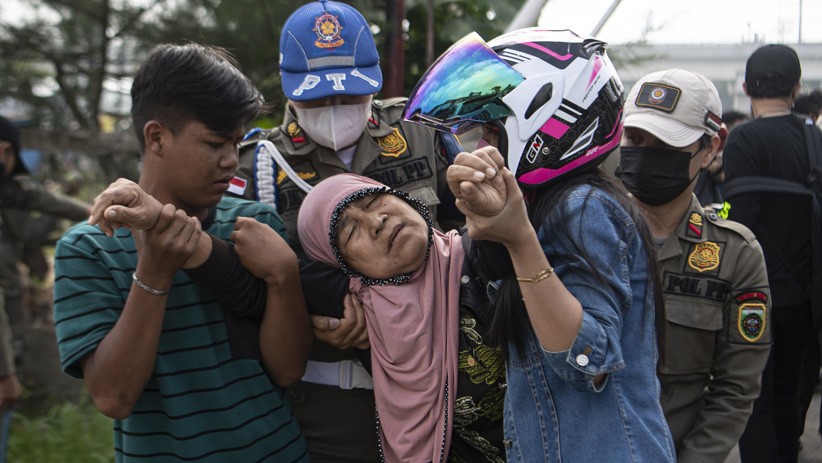Bangunan Liar Kawasan Jakabaring Dibongkar Satpol PP - Bagian 2