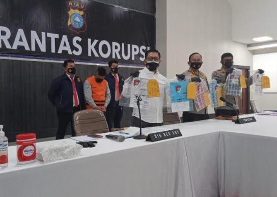 Sekcam di Pekanbaru Kena OTT Polda Riau terkait Pungli Kepengurusan Tanah