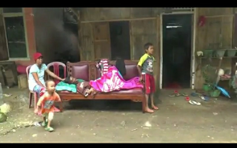 Kisah Nyata, Emak - Emak Sakit Parah di Pagar Alam Hanya Terbaring Tanpa Pengobatan
