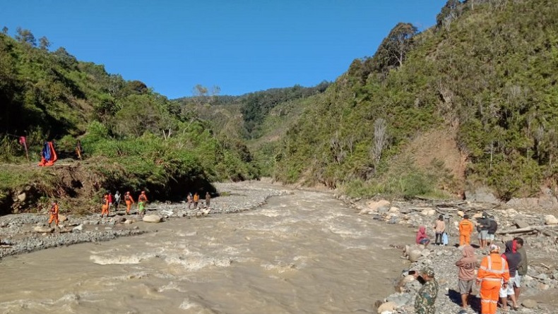 Sopir Antar Rombongan Warga Hadiri Kegiatan Gubernur Hilang Terseret Arus Sungai