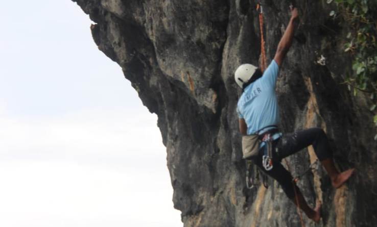Ekspedisi Mahasiswa UNS Sukses Capai 45 Top Jalur Rock Climbing di Karst Gunung Sewu