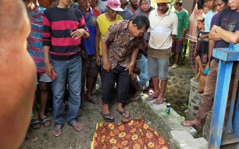 title Warga Desa Pandai Digegerkan Penemuan Mayat di Sawah Warga Desa Pandai Digegerkan Penemuan Mayat di Sawah