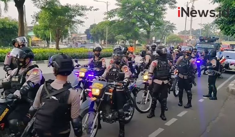  Pendukung Habib Rizieq di Sekitar PN Jakarta Timur Dibubarkan Polisi
