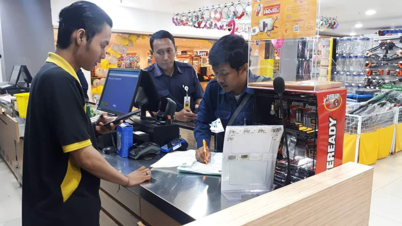 Toko Swalayan  di Surabaya Wajib Sediakan Tempat Pemasaran Gratis untuk UMKM