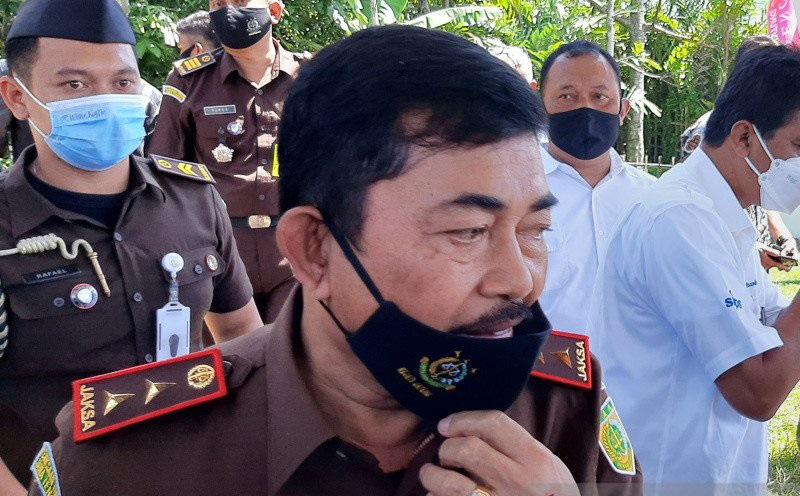title Kejari Tetapkan 2 Tersangka Kasus Dugaan Korupsi JPS Kemnaker di Banyumas Kejari Tetapkan 2 Tersangka Kasus Dugaan Korupsi JPS Kemnaker di Banyumas