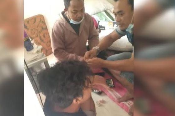 Nyamar Jadi Kurir Barang, Polisi Tangkap Pengedar Tembakau Gorila di Bangkalan