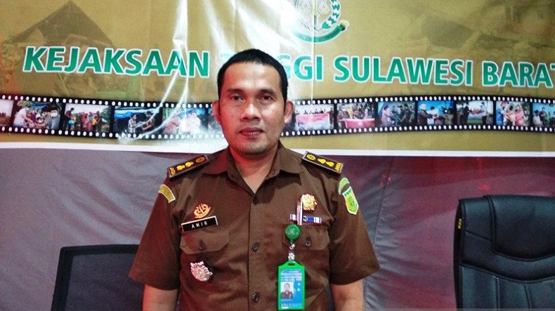 title Berkali-Kali Lolos selama 11 Tahun, Buronan Korupsi Rp41 Miliar Ditangkap Kejati Sulbar Berkali-Kali Lolos selama 11 Tahun, Buronan Korupsi Rp41 Miliar Ditangkap Kejati Sulbar