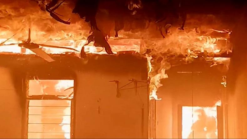 Api Bakar 4 Unit Rumah di Aceh Barat, Diduga akibat Korsleting Listrik