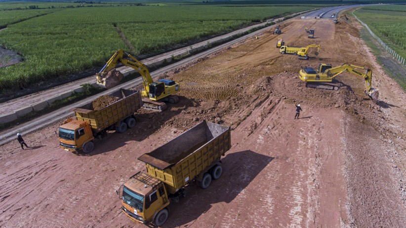 Progres Pembangunan Jalan Tol Palembang-Muara Enim Sepanjang 64,8 Km - Bagian 3