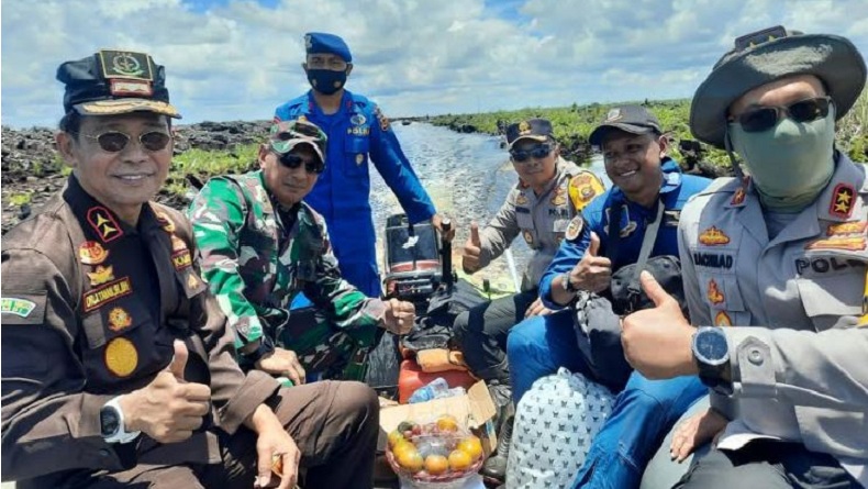 Antisipasi Karhutla di Jambi, Tim Gabungan Pasang Sekat Kanal di Lahan Gambut