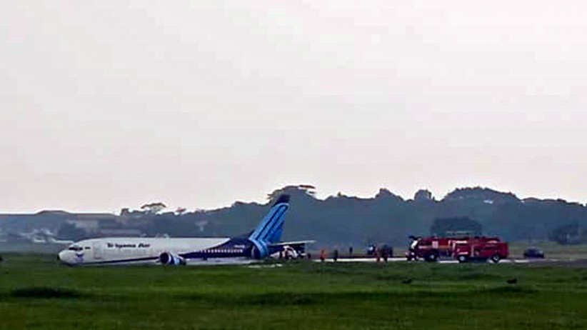 Pesawat Kargo Trigana Air Tergelincir di Bandara Halim Perdanakusuma - Bagian 2