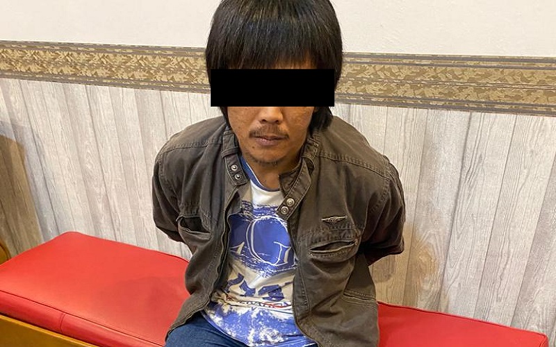 title Niat Jenguk Orang Tua, DPO BNN Ditangkap Satresnarkoba Polresta Jambi Niat Jenguk Orang Tua, DPO BNN Ditangkap Satresnarkoba Polresta Jambi
