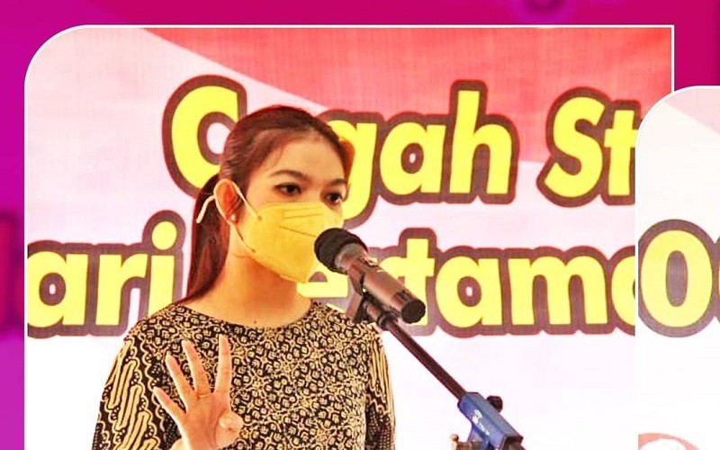 title Istri Gibran Selvi Ananda Kenakan Batik, Netizen: Ibu Wali Kota Paling Cantik di Indonesia Istri Gibran Selvi Ananda Kenakan Batik, Netizen: Ibu Wali Kota Paling Cantik di Indonesia