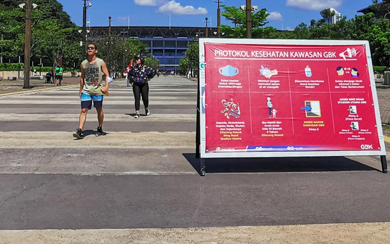 Kembali Dibuka, Warga Antusias Berolahraga di Kawasan Gelora Bung Karno - Bagian 5