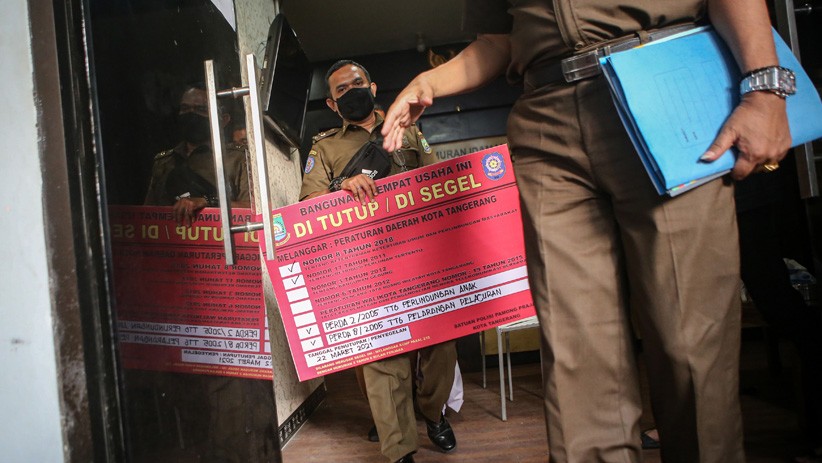 Dijadikan Tempat Prostitusi Online, Hotel Milik Cynthiara Alona Disegel - Bagian 1